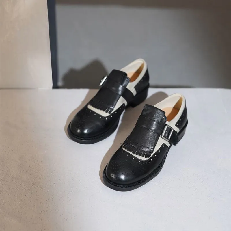 British Style Color-Blocked Cowhide Brogue Loafers with Metal Buckle in Black/Brown