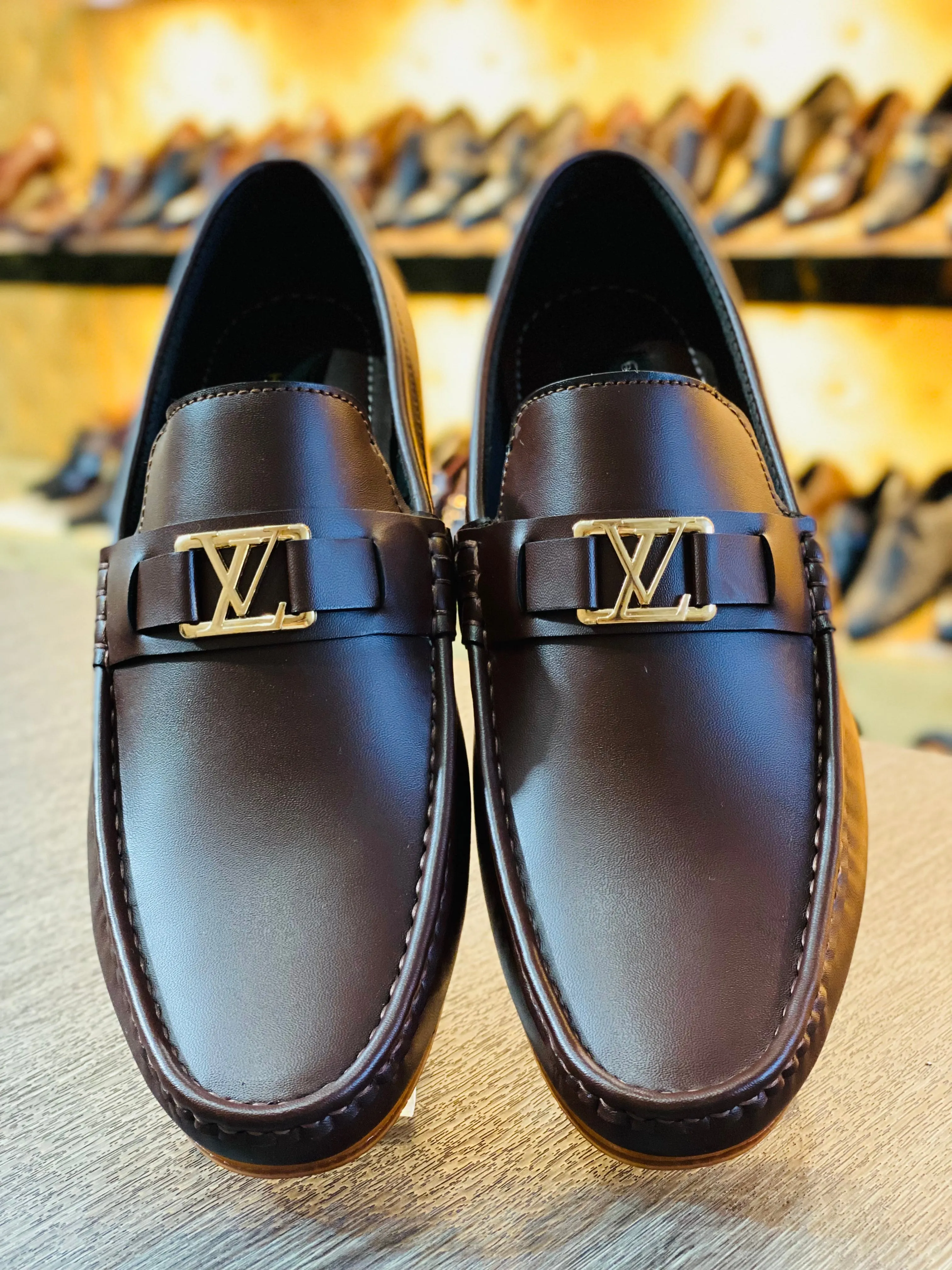 DL - CLASSIC BROWN LOAFERS