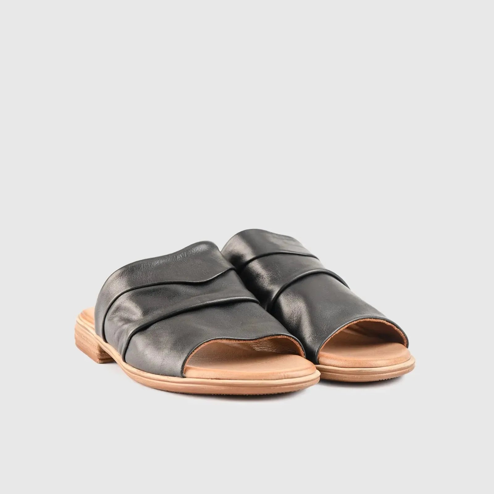 Leather Flat Comfort Sandals Black 8540