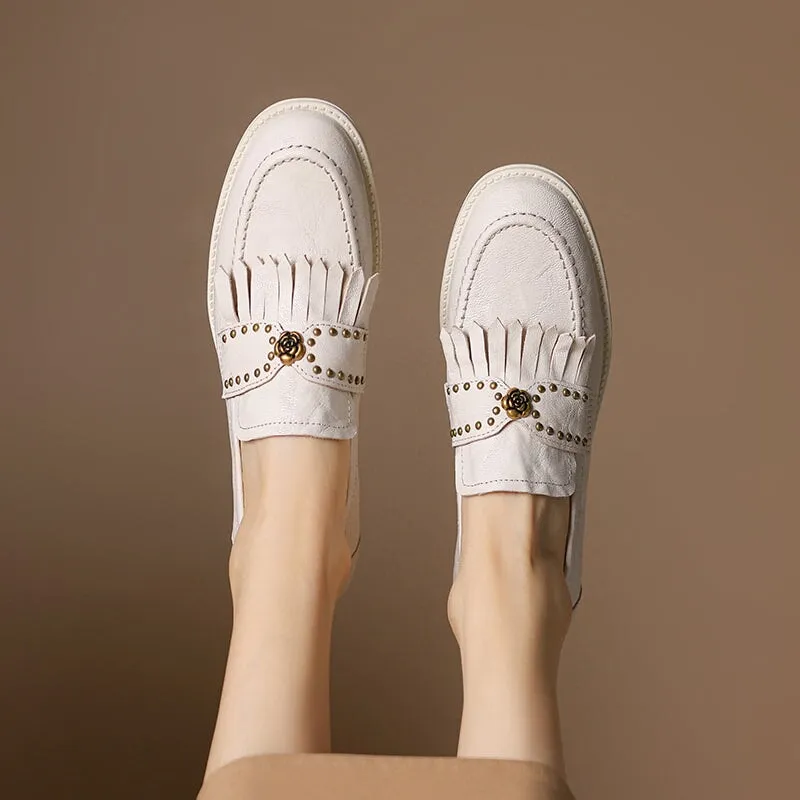 Retro Leather Tassels Loafers for Women Round Toe in Black/Beige