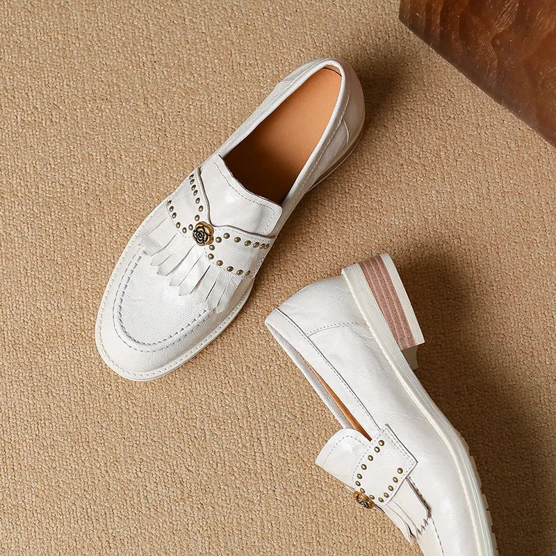Retro Leather Tassels Loafers for Women Round Toe in Black/Beige